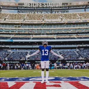 Meet your Posher, Thomas